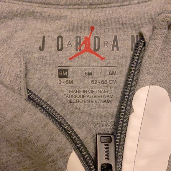 grey jordan jumpsuit - Picture 4 of 4